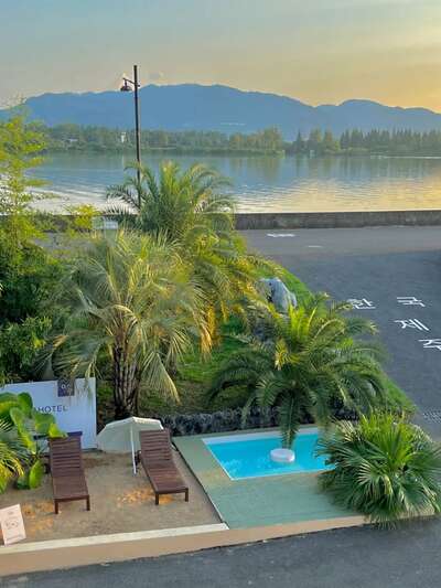 hz/别墅/江边洋房1